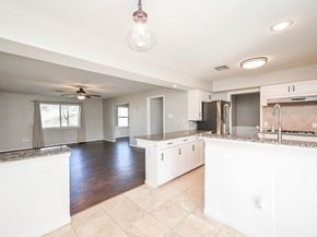 6555 Grovewood Lane, Houston TX 77008