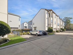 10926 Brookeshire Chase Lane, Houston TX 77043