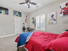 2038 Graystone Hills Drive, Conroe TX 77304