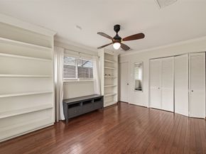 206 Briar Hill Drive, Houston TX 77042