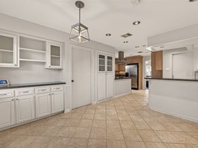 206 Briar Hill Drive, Houston TX 77042