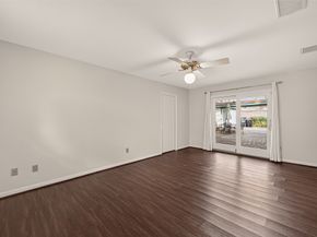 206 Briar Hill Drive, Houston TX 77042