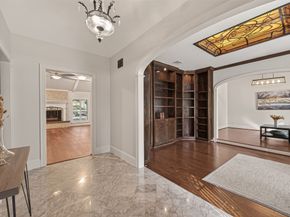 206 Briar Hill Drive, Houston TX 77042