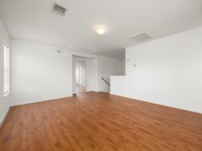 2722 Skyview Downs Drive, Houston TX 77047