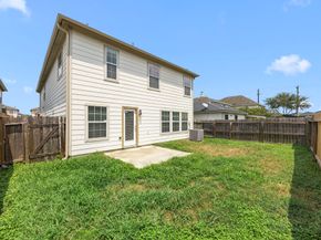 2722 Skyview Downs Drive, Houston TX 77047