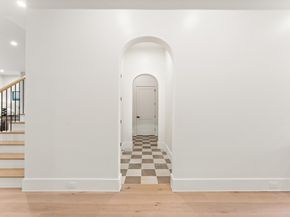 203 E 24th Street, Houston TX 77008