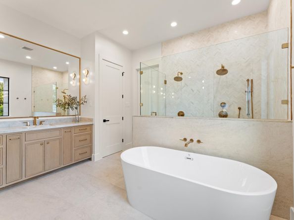 203 E 24th Street, Houston TX 77008