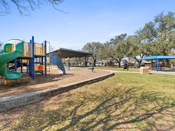 203 E 24th Street, Houston TX 77008