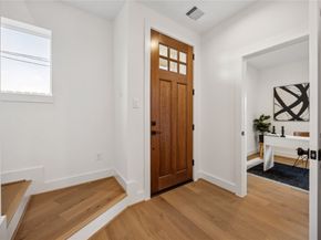 2810 Mills Street, Houston TX 77026