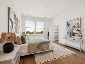 2810 Mills Street, Houston TX 77026