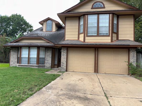 15526 Barbarossa Drive, Houston TX 77083
