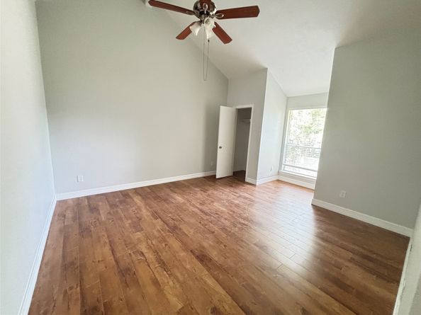 15526 Barbarossa Drive, Houston TX 77083