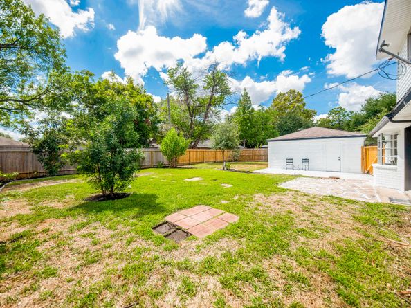 12507 Whittington Drive, Houston TX 77077