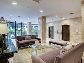 14 Greenway Plaza 14O, Houston TX 77046
