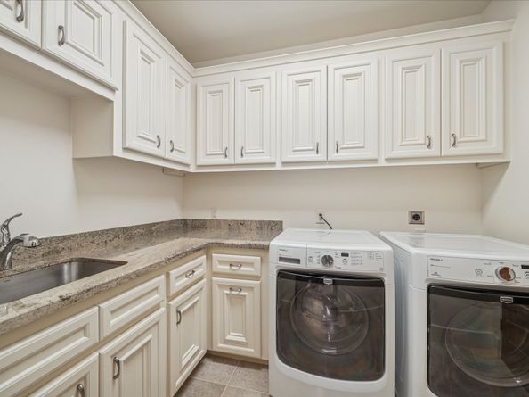 1006 River Glynn Drive, Hunters Creek Village TX 77063