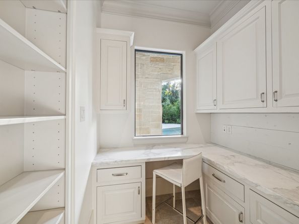 1006 River Glynn Drive, Hunters Creek Village TX 77063