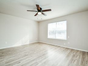11659 Evesborough Drive, Houston TX 77099