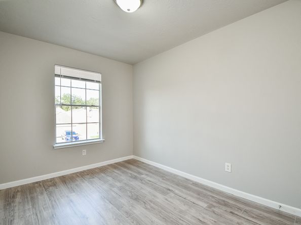 11659 Evesborough Drive, Houston TX 77099