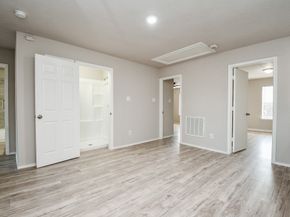 11659 Evesborough Drive, Houston TX 77099