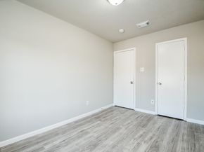 11659 Evesborough Drive, Houston TX 77099
