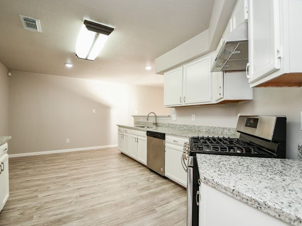 11659 Evesborough Drive, Houston TX 77099