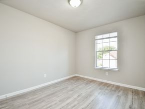 11659 Evesborough Drive, Houston TX 77099