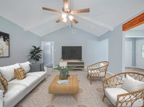 10659 Hazelhurst Drive, Houston TX 77043