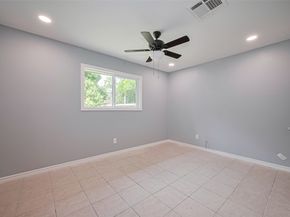 10659 Hazelhurst Drive, Houston TX 77043