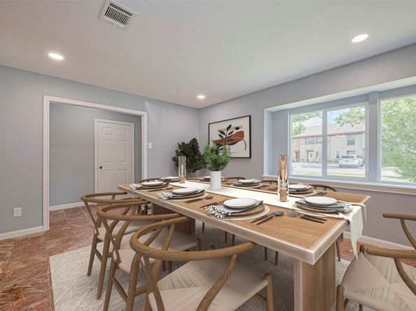 10659 Hazelhurst Drive, Houston TX 77043