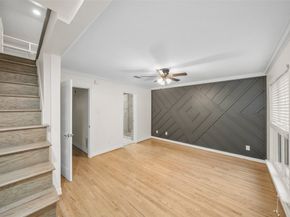 6410 Ferris Drive 14, Houston TX 77081