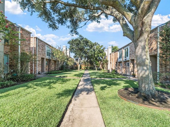 6410 Ferris Drive 14, Houston TX 77081