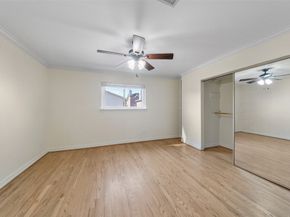 6410 Ferris Drive 14, Houston TX 77081