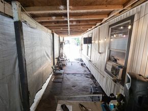 7037 Avenue L, Houston TX 77011