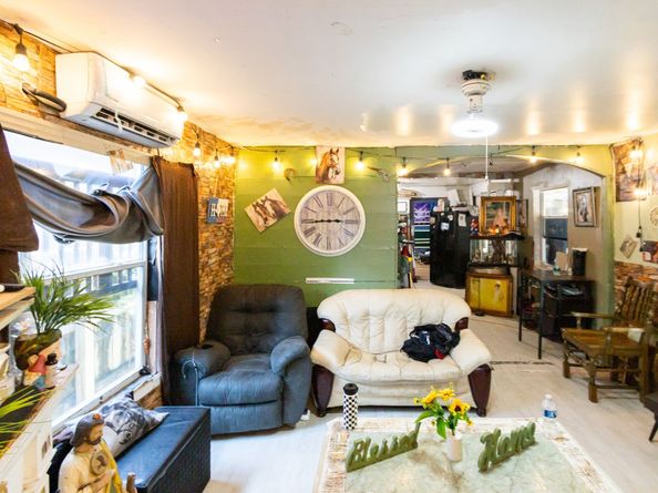 7037 Avenue L, Houston TX 77011
