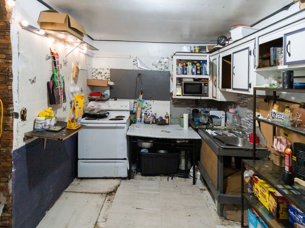 7037 Avenue L, Houston TX 77011