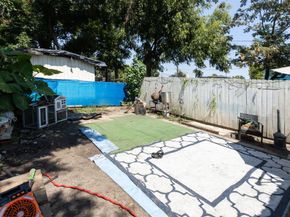 7037 Avenue L, Houston TX 77011