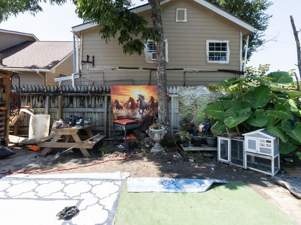 7037 Avenue L, Houston TX 77011