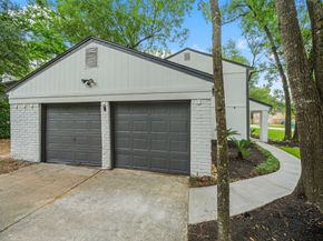 90 Crystal Lake Lane, The Woodlands TX 77380