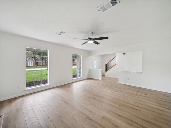 90 Crystal Lake Lane, The Woodlands TX 77380