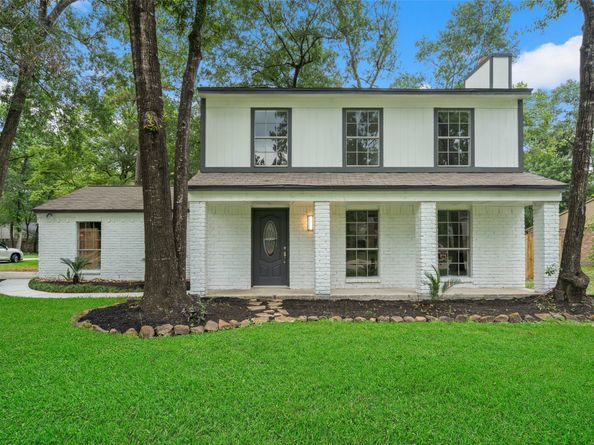 90 Crystal Lake Lane, The Woodlands TX 77380