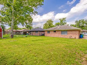 11058 Vailview Drive, Houston TX 77016