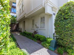 1908 Greenwich Place Drive, Houston TX 77019