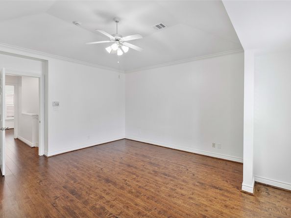 1908 Greenwich Place Drive, Houston TX 77019