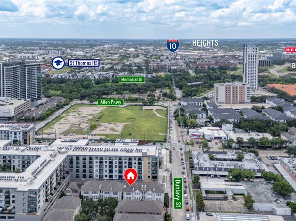 1908 Greenwich Place Drive, Houston TX 77019
