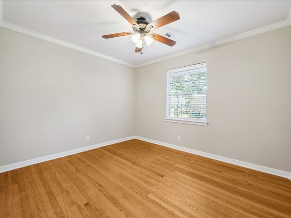5310 Hialeah Drive, Houston TX 77092