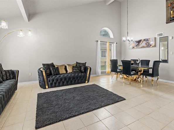 16031 Vista Del Mar Drive, Houston TX 77083