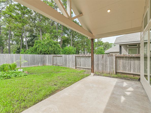 15603 Lakewood Terrace Drive, Tomball TX 77377