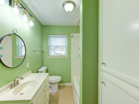 811 Strange Drive, Richmond TX 77406
