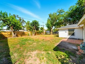 61 Trenwood Lane, Houston TX 77022
