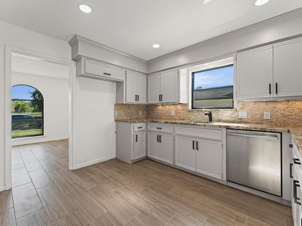5634 Jason Street, Houston TX 77096